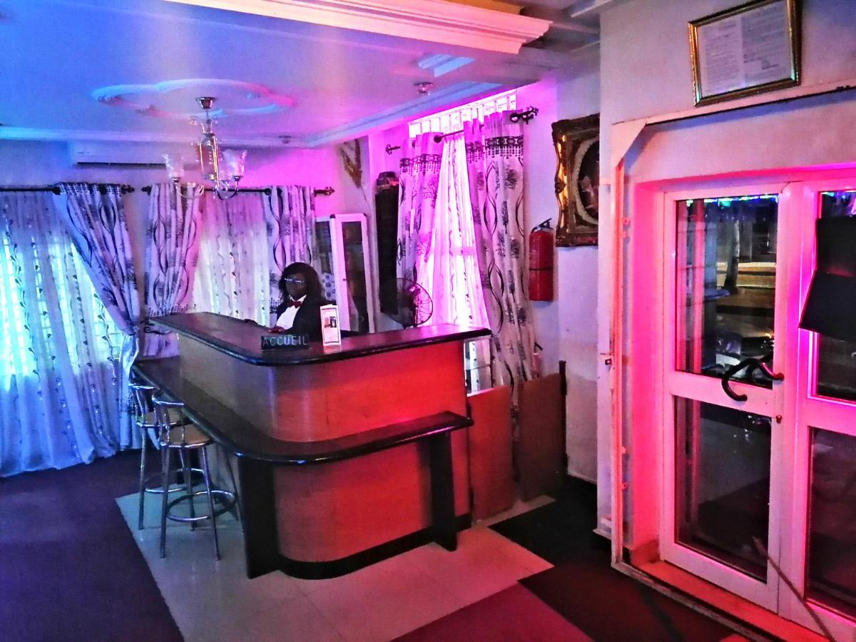 Hotel Residence Jeanne D'Arc كوتونو المظهر الخارجي الصورة