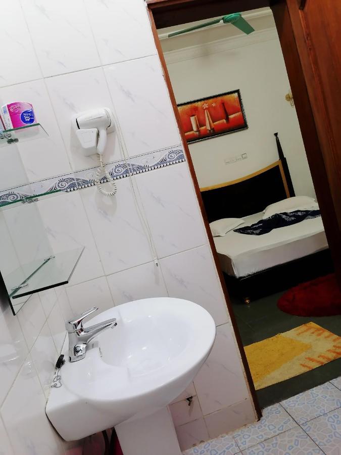 Hotel Residence Jeanne D'Arc كوتونو المظهر الخارجي الصورة
